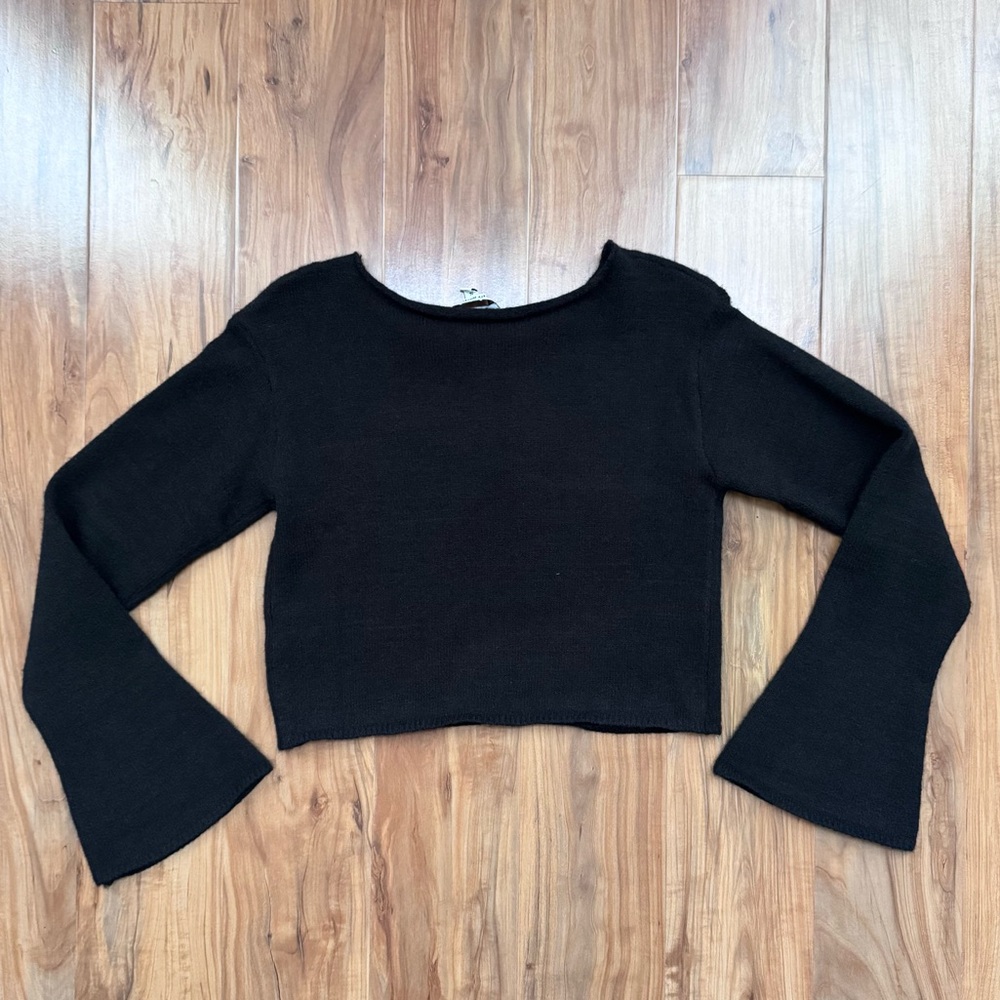 Pretty Garbage • Star Sweater - Picture 4 of 4